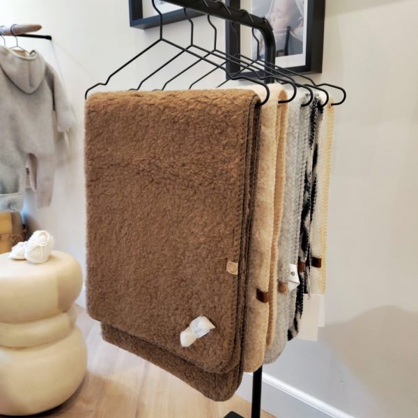 Woolen Crib Blanket / Baby Blanket – Thumbled Woolskins camel